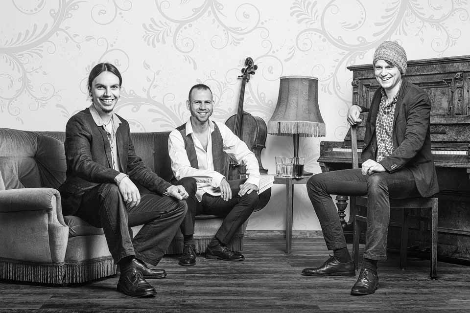 Trojka – Take on me (A-ha Cover)